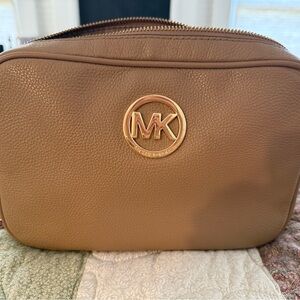 Michael Kors Pebbled Leather Camera Bag - Tan with Gold Hardware